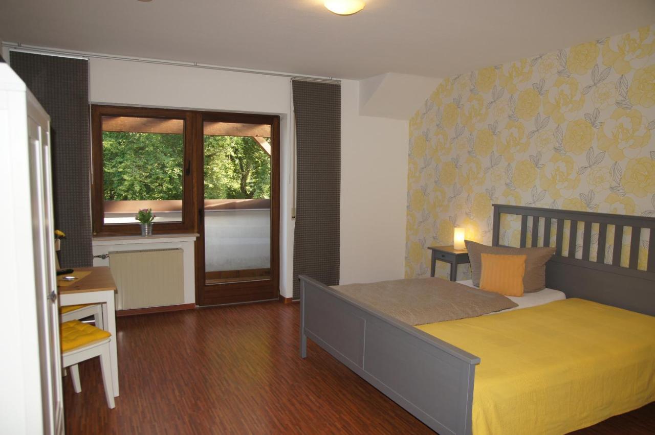 Gasthof Schumacher Hotel Garni 프로이덴베르크 외부 사진