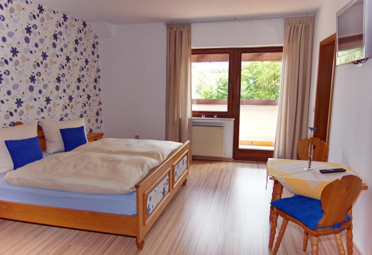 Gasthof Schumacher Hotel Garni 프로이덴베르크 외부 사진